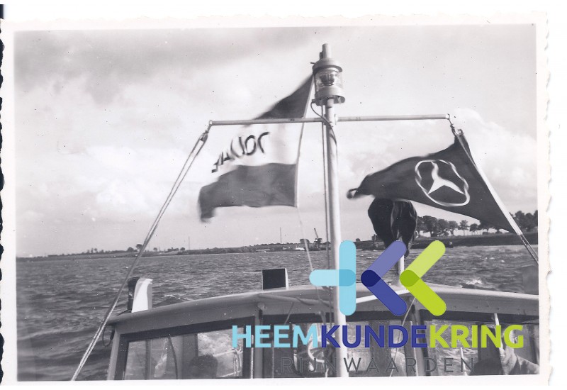 1955 Oberspay Duitsland Schotell-werf Ophalen van de Douaneboten Coll. HKR geschonken door H. vd Laag (2)